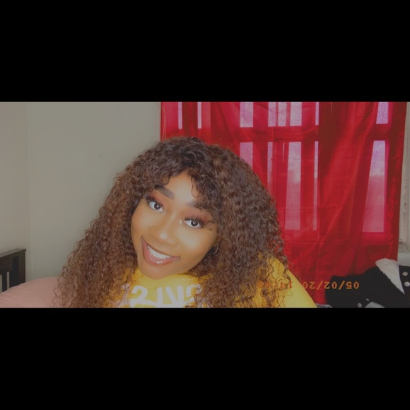 Meet your Posher, Deneisha - Picture 1 of 1